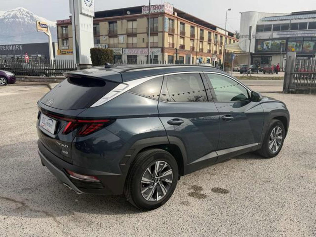 Hyundai Tucson 1.6 hev Xline 4wd auto (6)