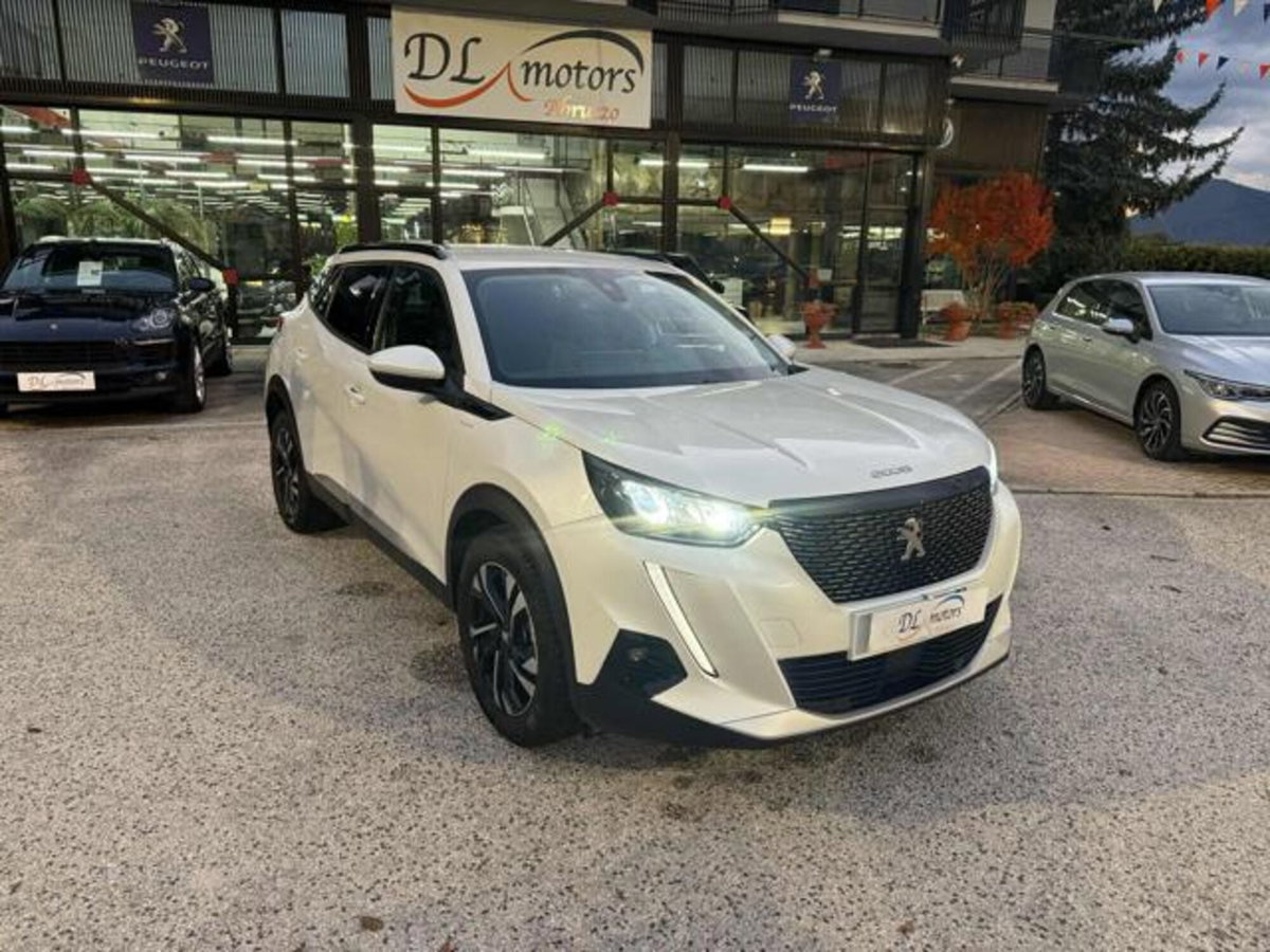 Peugeot 2008 PureTech 130 S&S Allure Pack