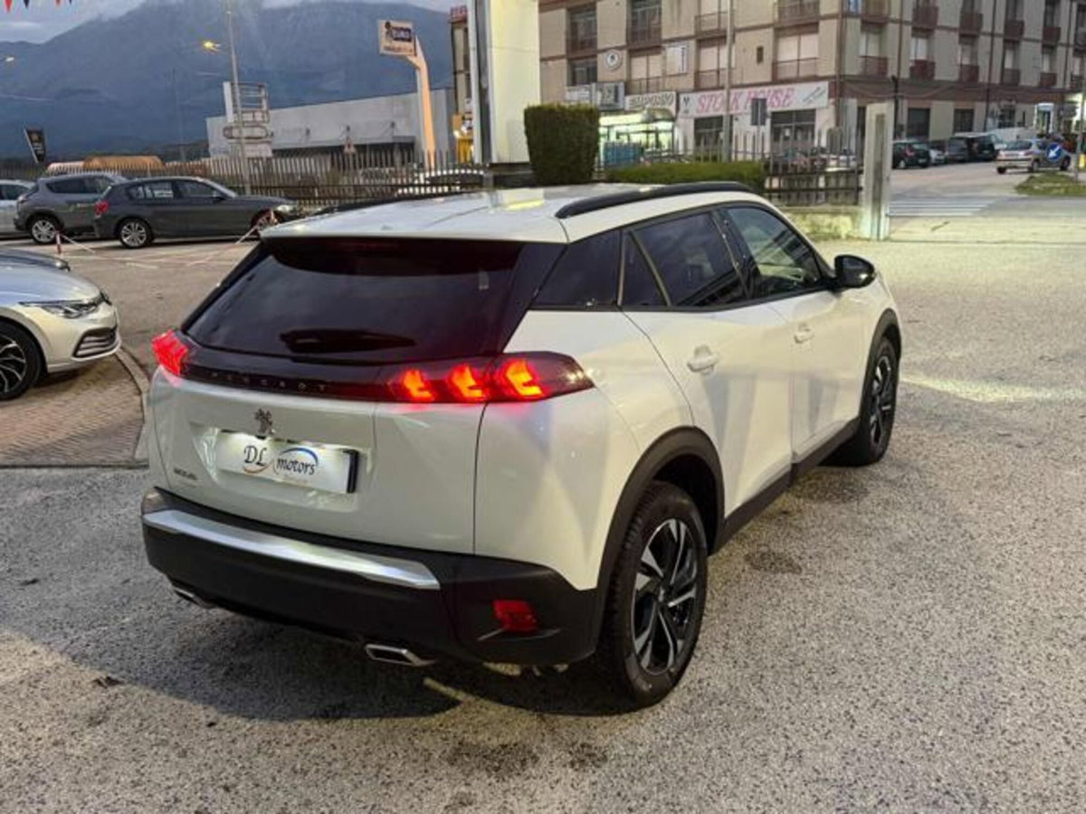 Peugeot 2008 PureTech 130 S&S Allure Pack (5)