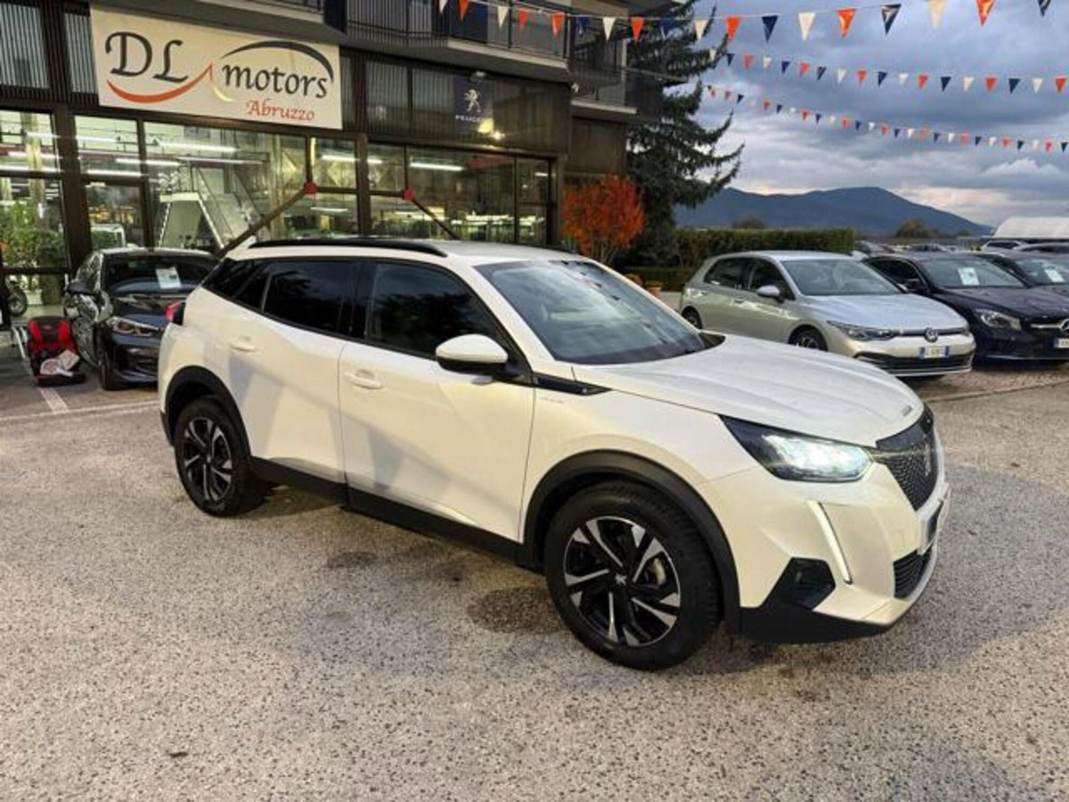 Peugeot 2008 PureTech 130 S&S Allure Pack (8)