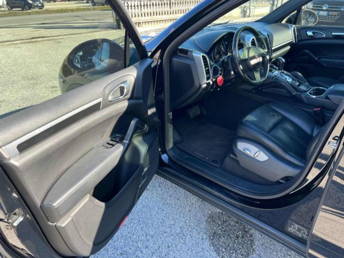 Porsche Cayenne 3.0 Diesel (13)