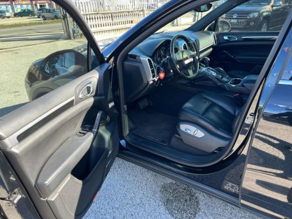Porsche Cayenne 3.0 Diesel (14)