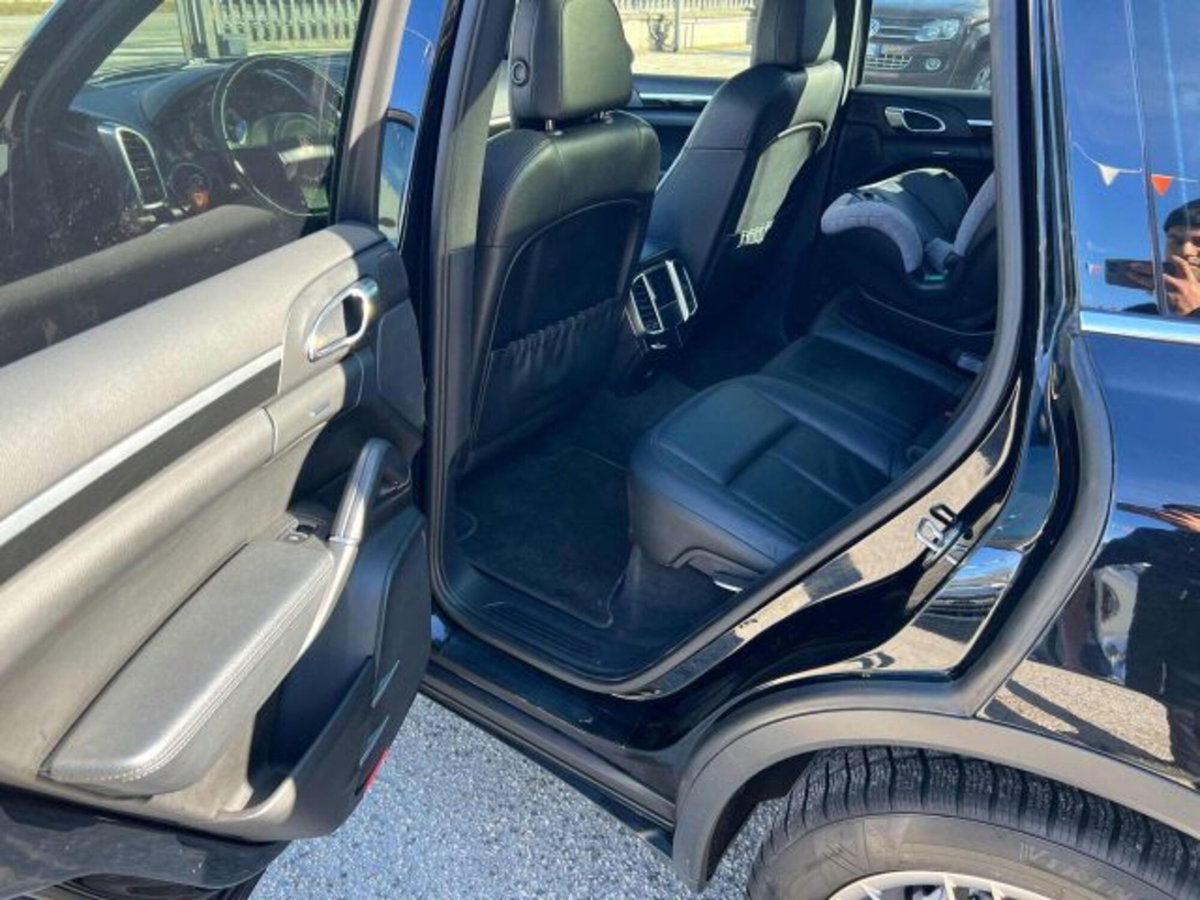 Porsche Cayenne 3.0 Diesel (16)