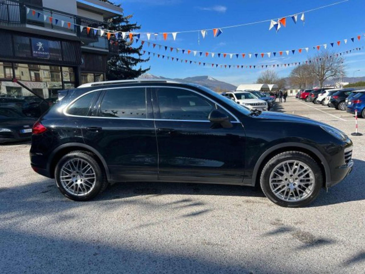 Porsche Cayenne 3.0 Diesel (4)