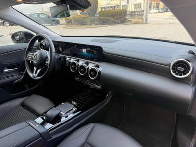 Mercedes-Benz CLA Shooting Brake 200 d Automatic Shooting Brake Executive (17)
