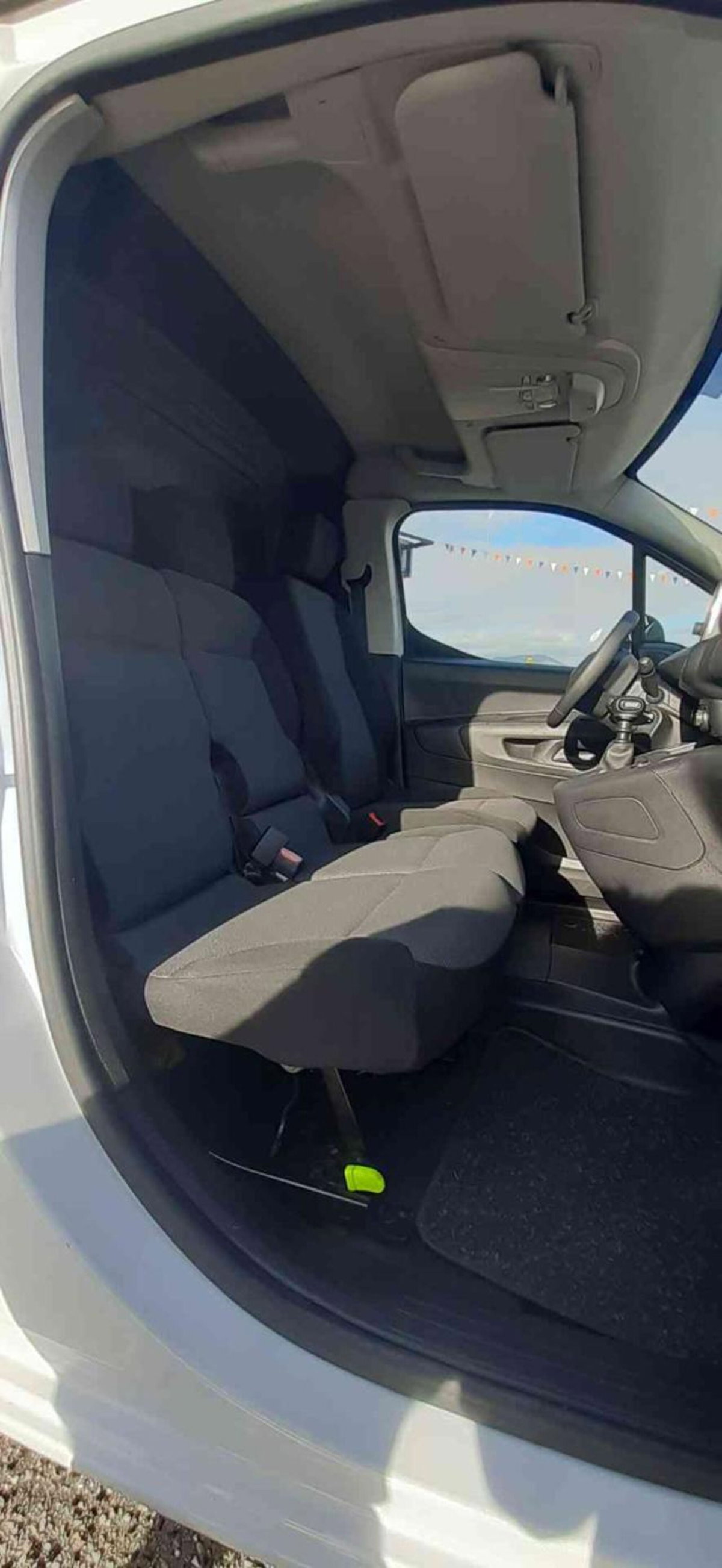 Peugeot Partner Furgone BlueHDi 100 PL Furgone Premium (19)