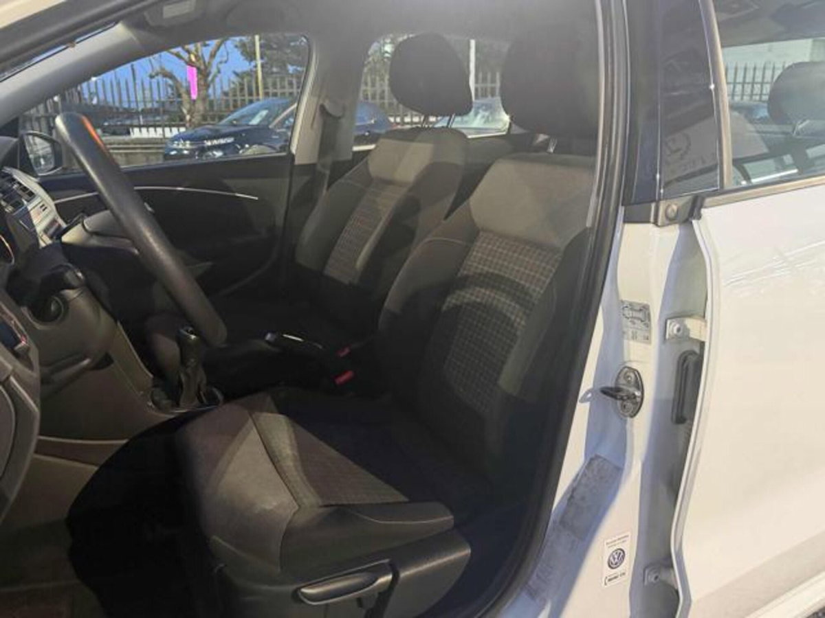 Volkswagen Polo 1.4 TDI 5p. Trendline (11)