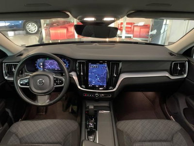 Volvo V60 Cross Country 2.0 b4 Ultimate awd auto (13)