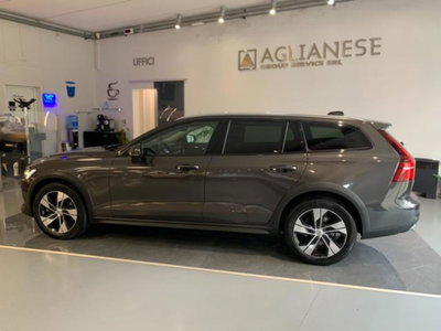 Volvo V60 Cross Country 2.0 b4 Ultimate awd auto (7)