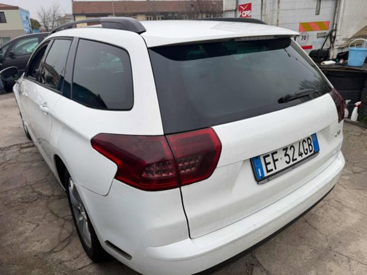 Citroen C5 Station Wagon 2.0 HDi 140 Exclusive (3)