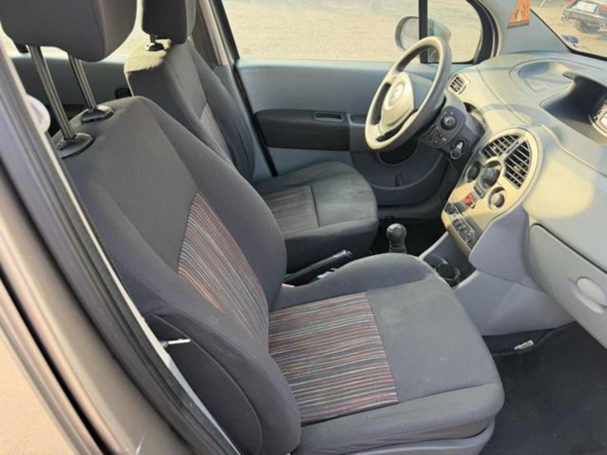 Renault Grand Modus 1.2 16V Dynamique (10)