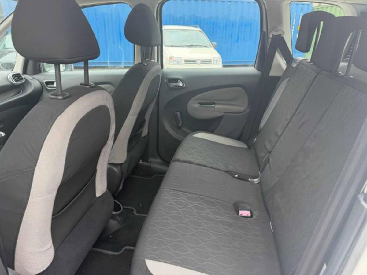 Citroen C3 Picasso 1.6 HDi 90 Exclusive Limited 2 (8)