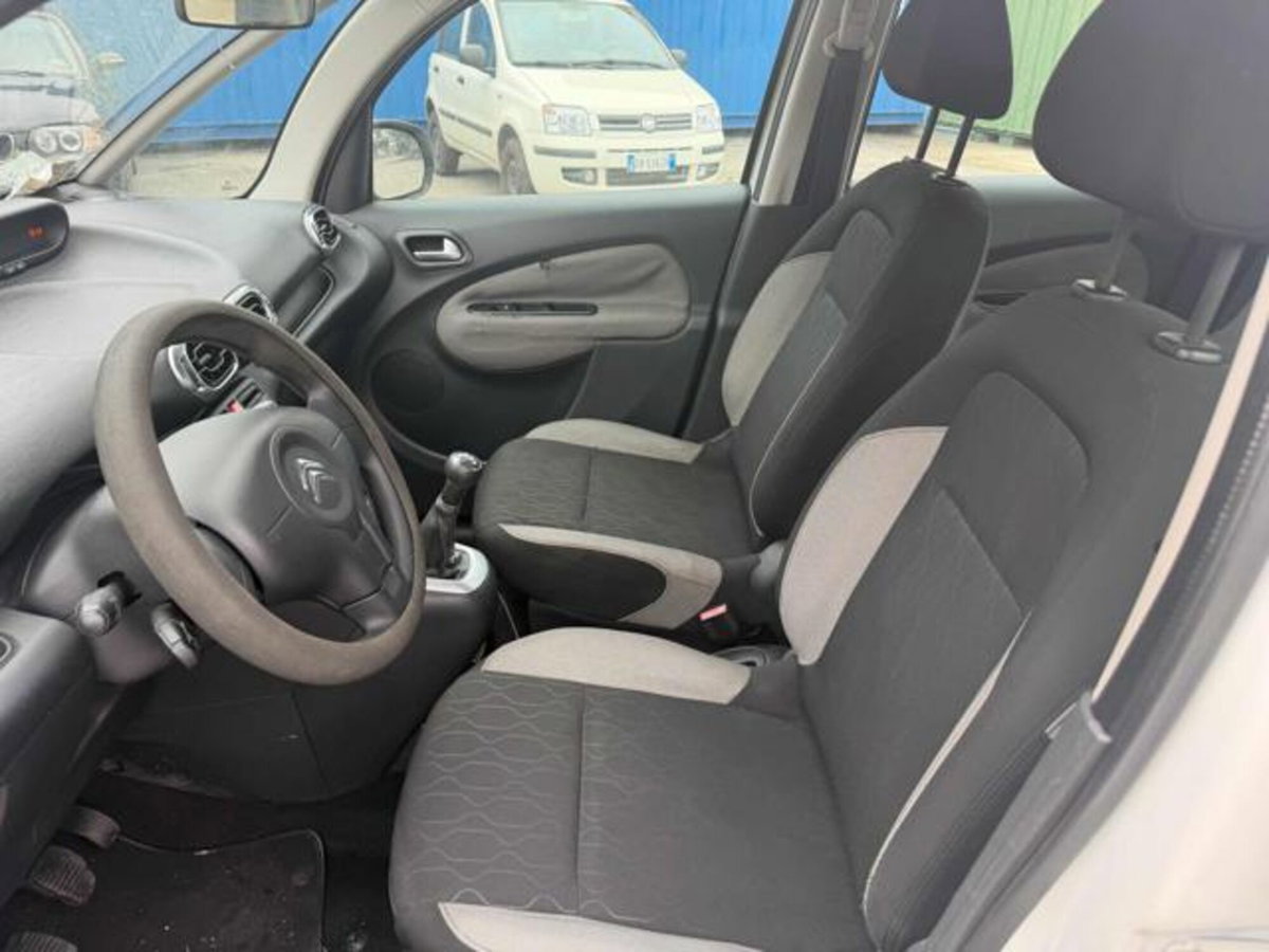 Citroen C3 Picasso 1.6 HDi 90 Exclusive Limited 2 (9)