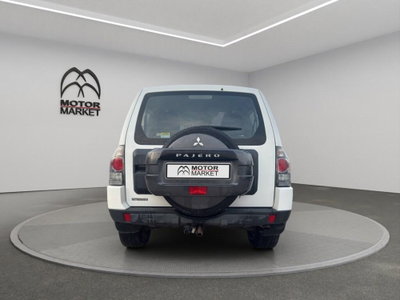 Mitsubishi Pajero 3.2 DI-D 16V aut. 3p. Tender DPF (6)