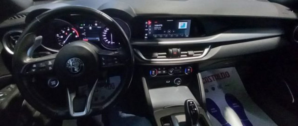 Alfa Romeo Stelvio Stelvio 2.2 Turbodiesel 210 CV AT8 Q4 Veloce (10)