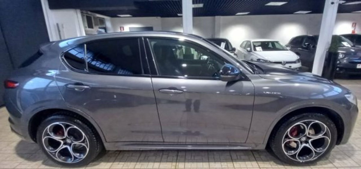Alfa Romeo Stelvio Stelvio 2.2 Turbodiesel 210 CV AT8 Q4 Veloce (2)