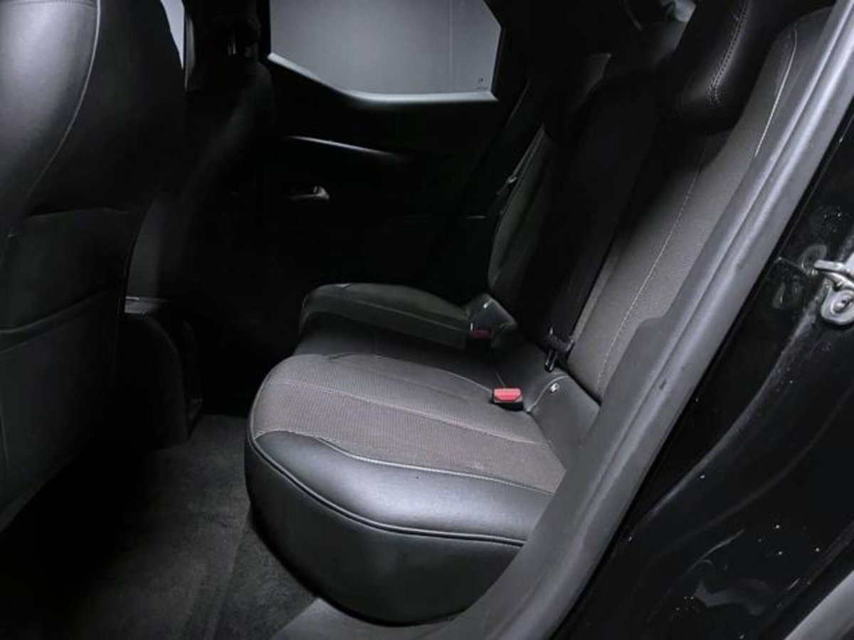 Ds DS 3 DS 3 Crossback PureTech 100 So Chic (13)