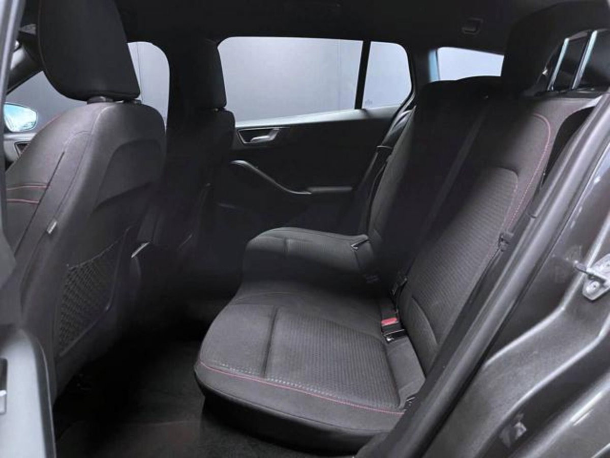 Ford Focus Station Wagon 1.5 EcoBlue 120 CV automatico SW ST-Line (12)