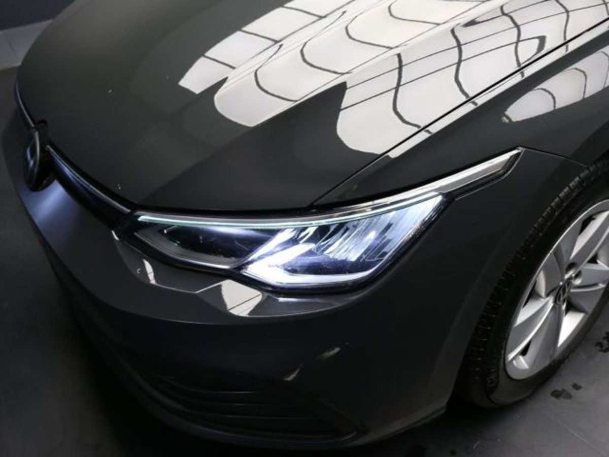 Volkswagen Golf Variant 2.0 TDI SCR DSG Life (10)