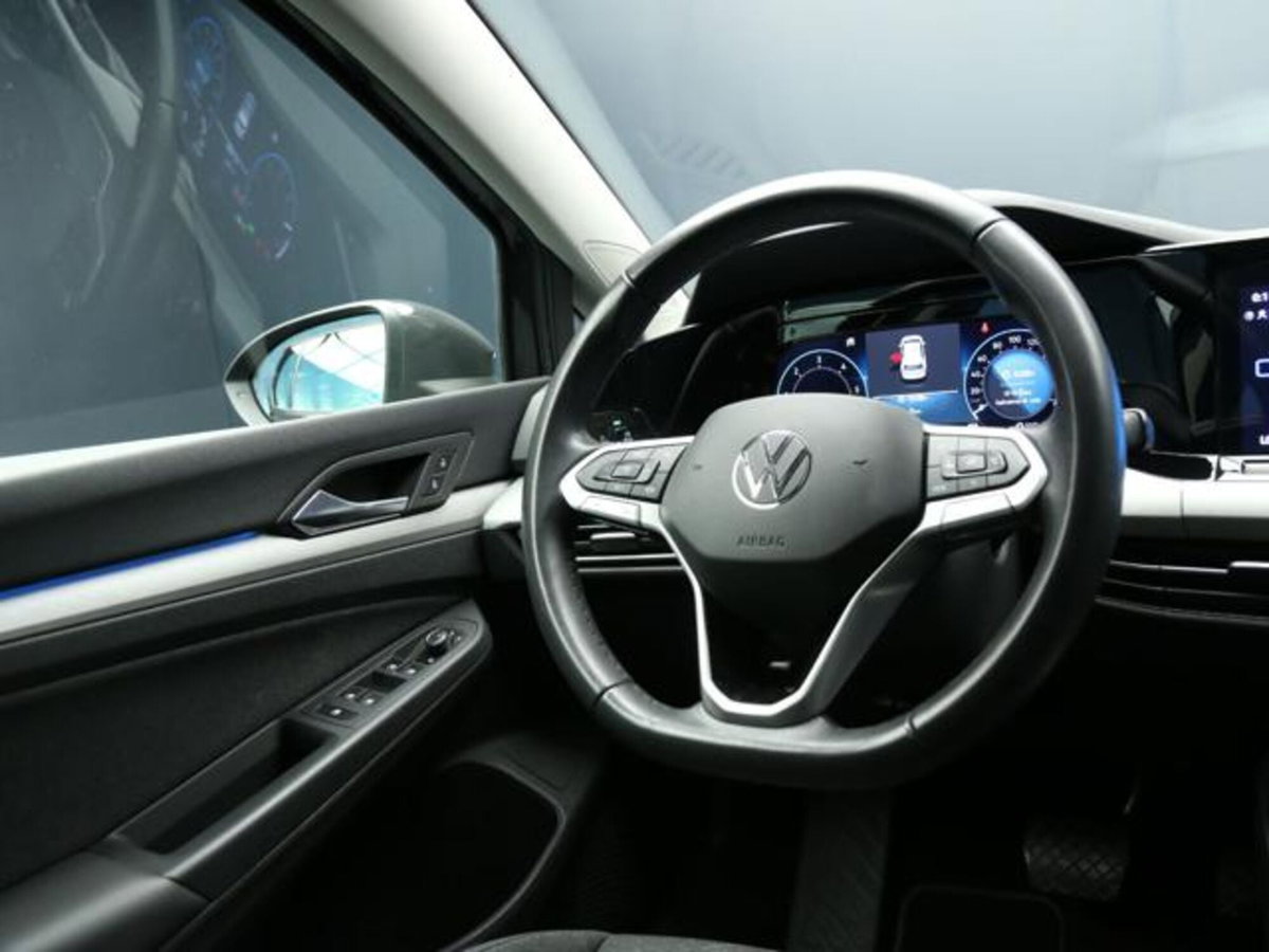 Volkswagen Golf Variant 2.0 TDI SCR DSG Life (13)