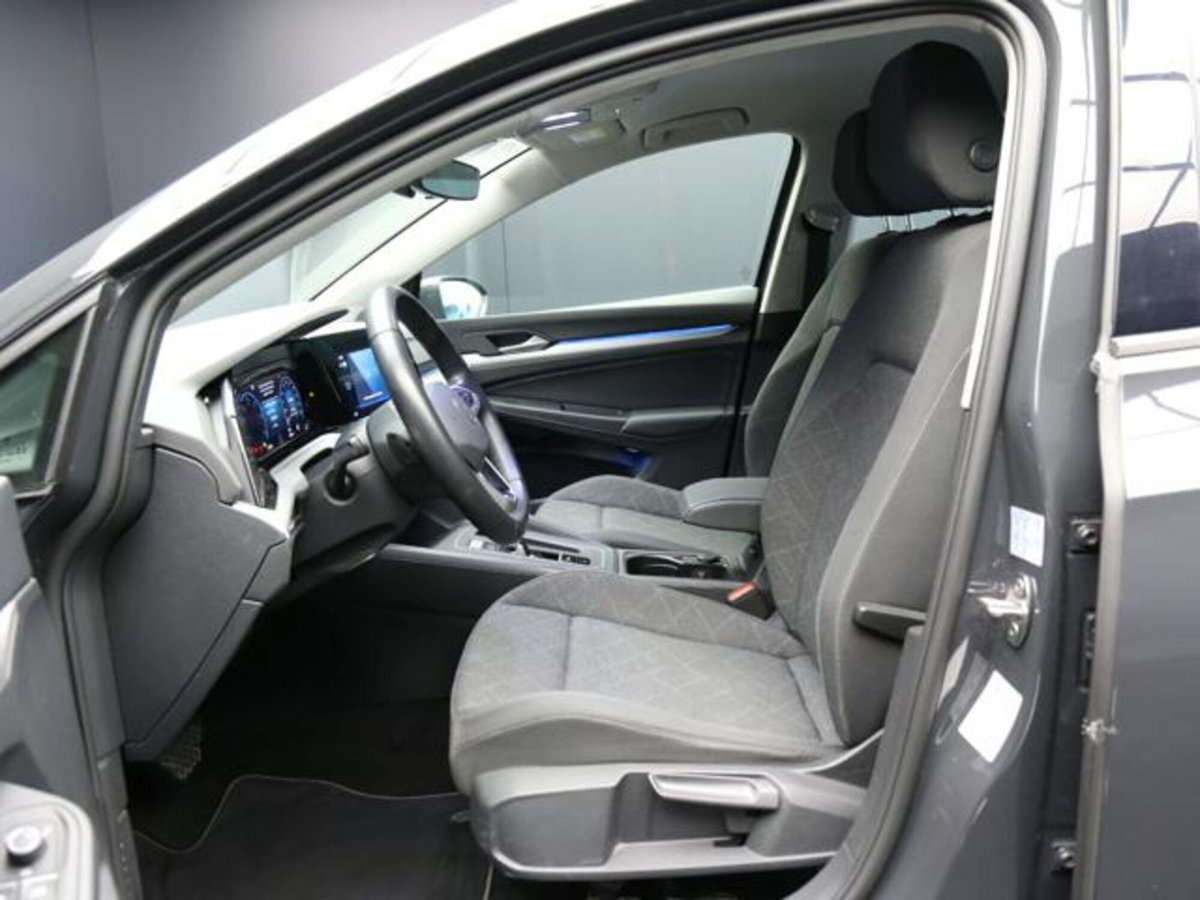 Volkswagen Golf Variant 2.0 TDI SCR DSG Life (9)