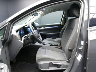 Volkswagen Golf Variant 2.0 TDI SCR DSG Life (9)