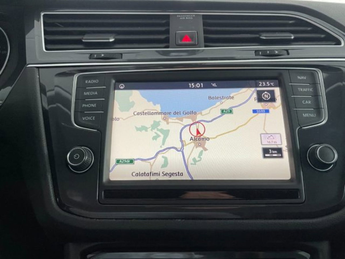 Volkswagen Tiguan 2.0 TDI SCR DSG Business BlueMotion Technology (10)