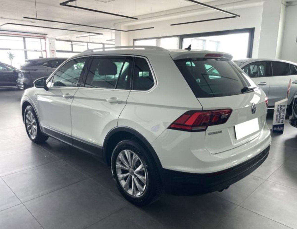 Volkswagen Tiguan 2.0 TDI SCR DSG Business BlueMotion Technology (14)