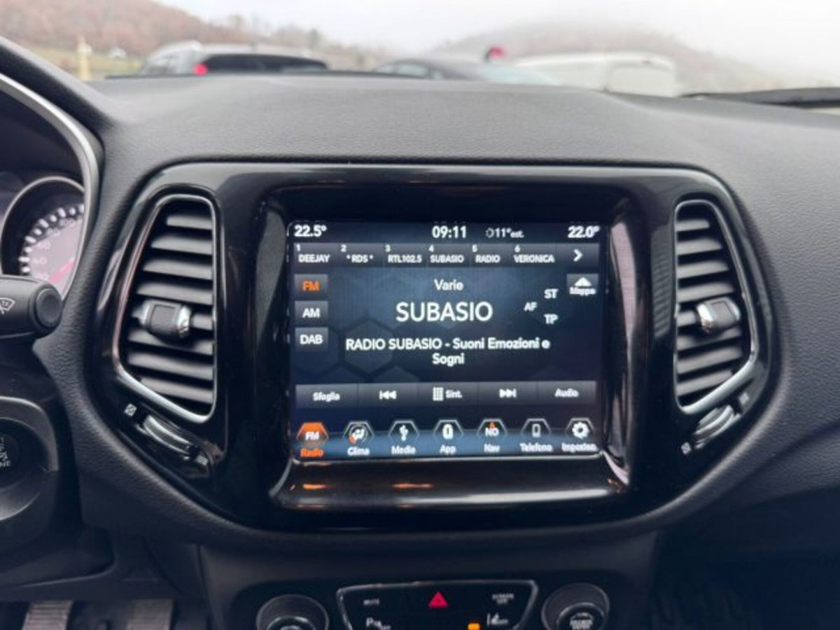 Jeep Compass 1.6 Multijet II 2WD Limited (15)