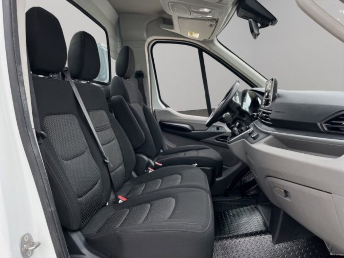 Maxus Deliver Cabinato Deliver 9 2.0 crdi 150cv L4 cab rwd r.gem. (8)