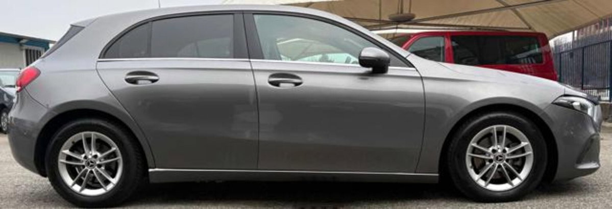 Mercedes-Benz Classe A Sedan 180 d Automatic 4p. Business (5)