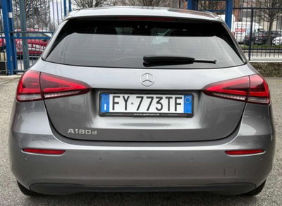 Mercedes-Benz Classe A Sedan 180 d Automatic 4p. Business (7)