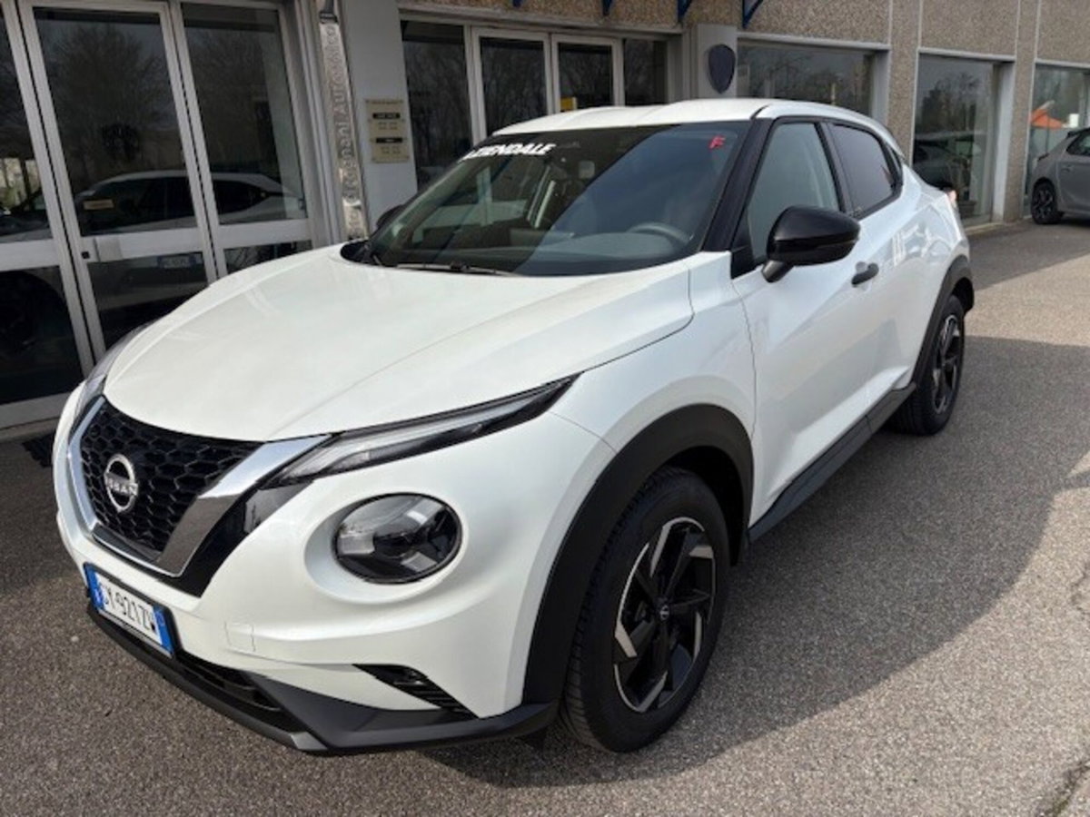 Nissan Juke 1.0 dig-t Acenta 114cv (3)