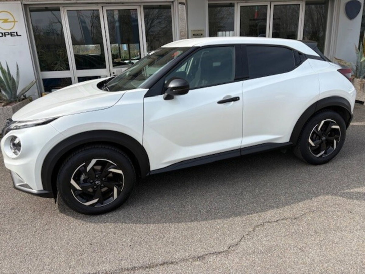 Nissan Juke 1.0 dig-t Acenta 114cv (4)