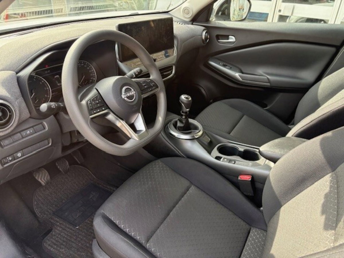 Nissan Juke 1.0 dig-t Acenta 114cv (5)