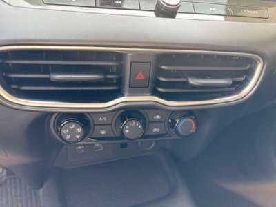 Nissan Juke 1.0 dig-t Acenta 114cv (7)