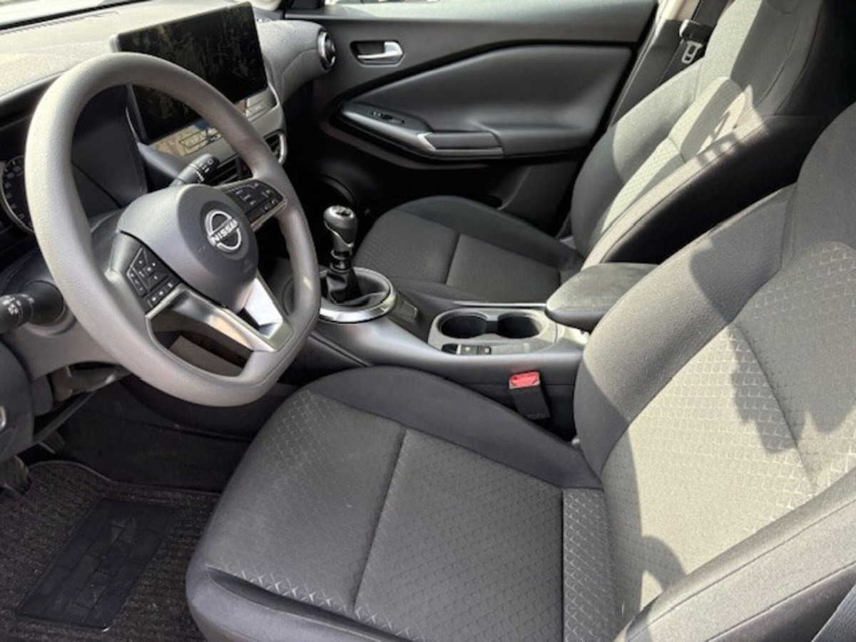 Nissan Juke 1.0 dig-t Acenta 114cv (8)