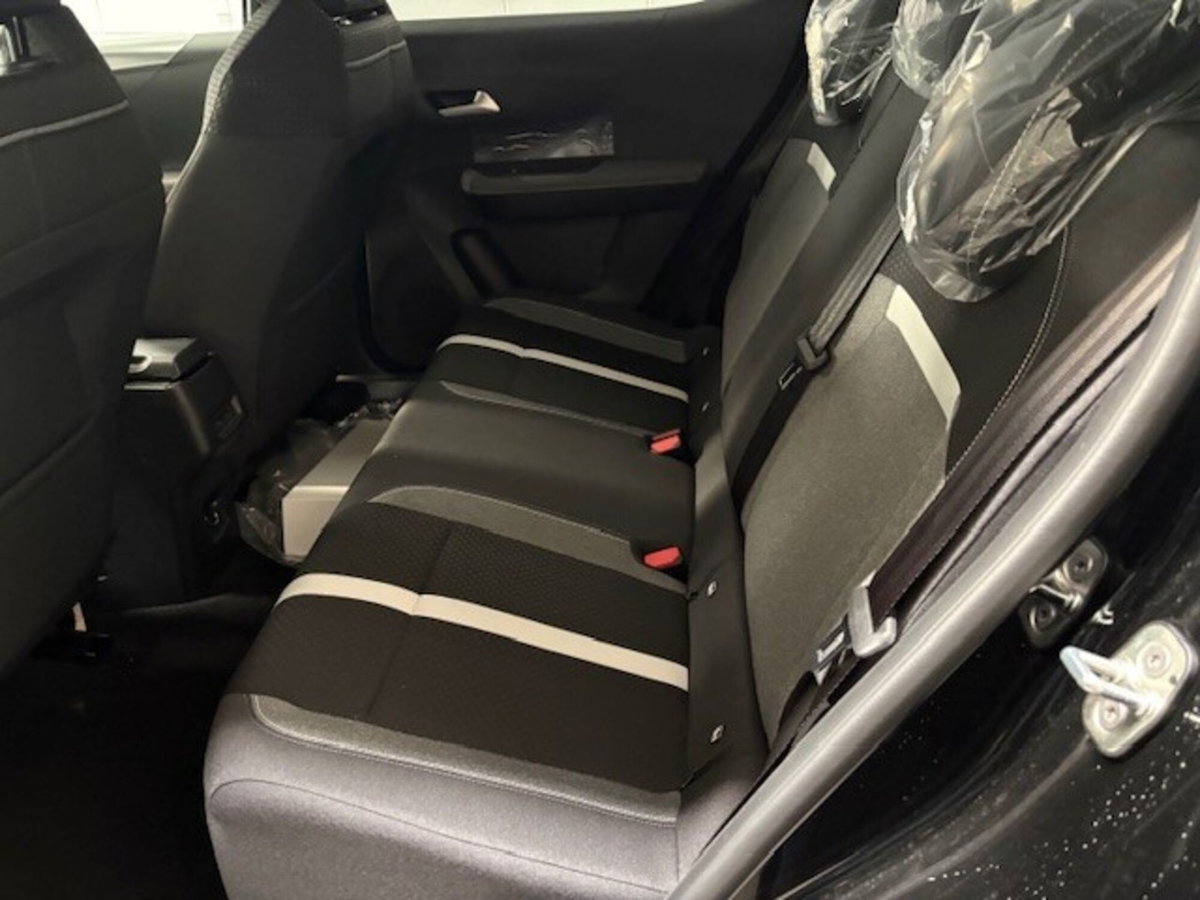 Opel Frontera 1.2 hybrid GS 145cv edct 7p.ti (5)