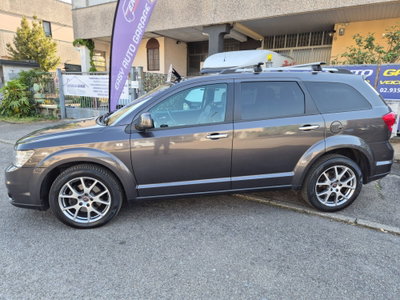 Fiat Freemont 2.0 Mjt 170 CV 4x4 Automatica Lounge (2)
