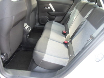 Citroen C4 X 1.2 hybrid You 145cv e-dcs6 (15)
