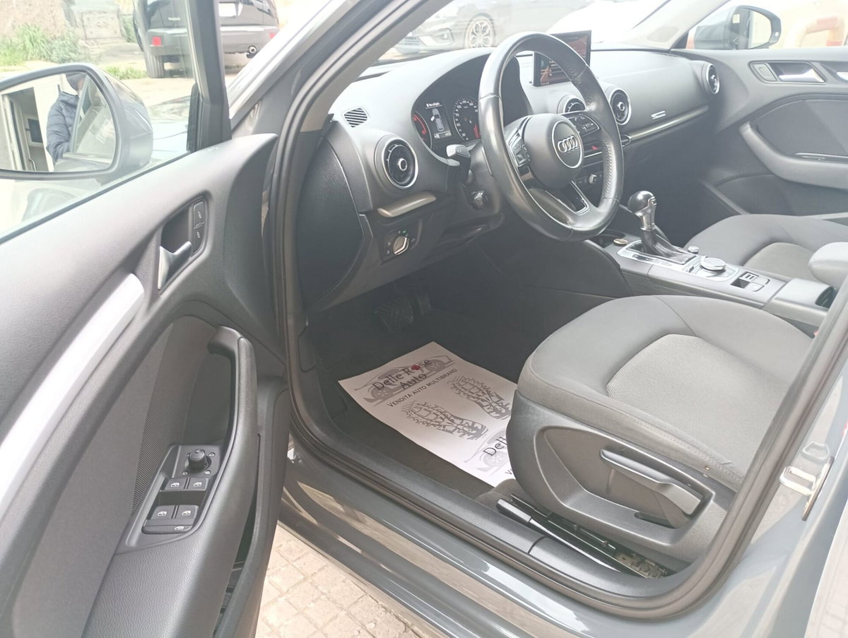 Audi A3 Sportback 1.6 TDI 116 CV S tronic Design (9)