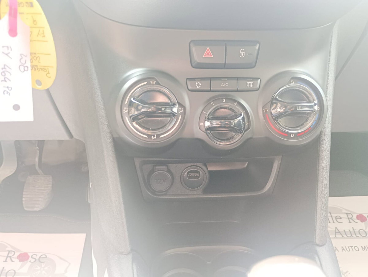 Peugeot 208 BlueHDi 100 Stop&Start 5 porte Allure (12)