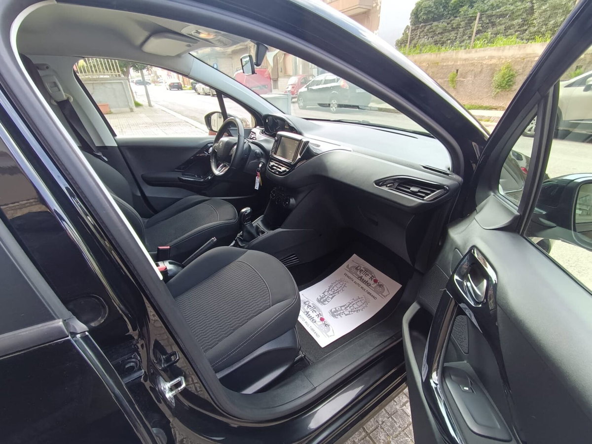 Peugeot 208 BlueHDi 100 Stop&Start 5 porte Allure (16)