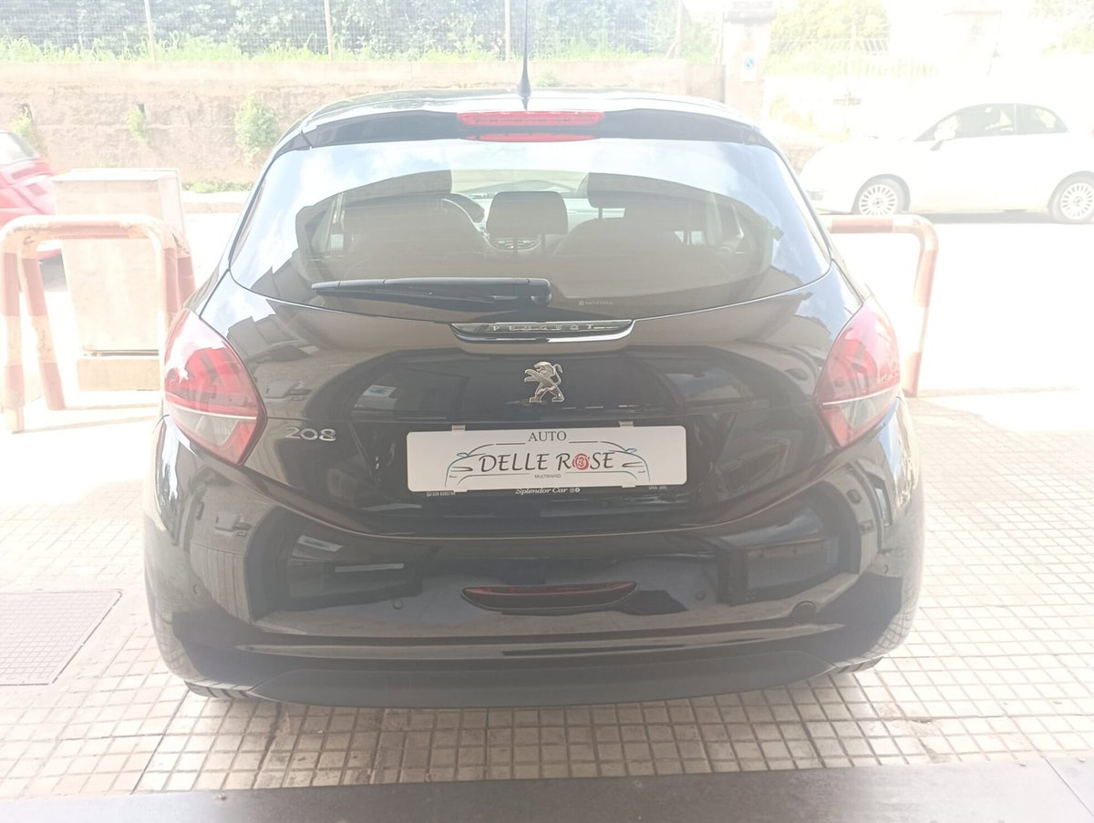Peugeot 208 BlueHDi 100 Stop&Start 5 porte Allure (4)