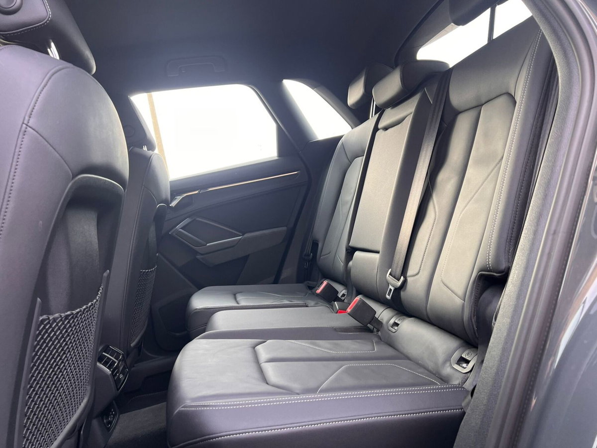 Audi Q3 Sportback 35 TDI quattro S tronic S line edition (16)