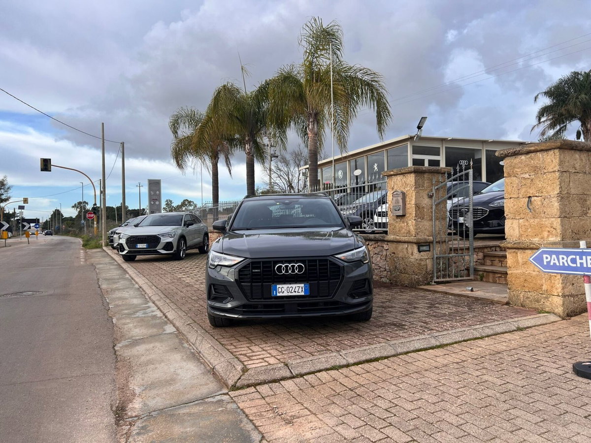Audi Q3 Sportback 35 TDI quattro S tronic S line edition (2)
