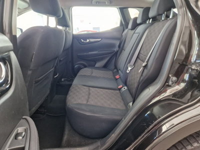 Nissan Qashqai 1.5 dCi Acenta Premium (13)