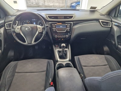 Nissan Qashqai 1.5 dCi Acenta Premium (8)