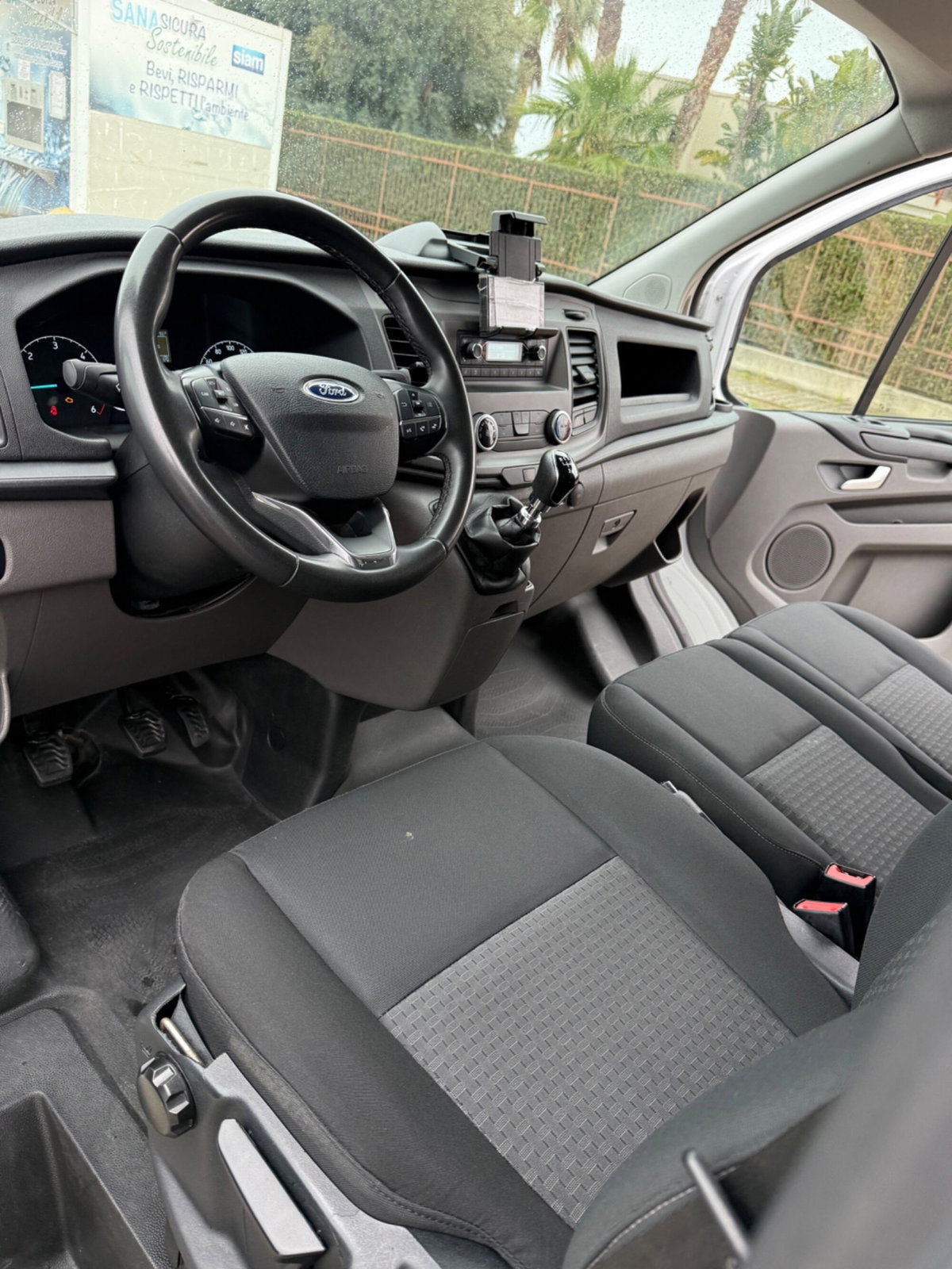 Ford Transit Custom Furgone 300 2.0 EcoBlue 130 PL Furgone Titanium (4)
