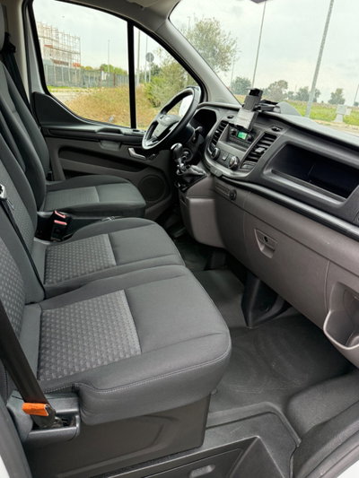 Ford Transit Custom Furgone 300 2.0 EcoBlue 130 PL Furgone Titanium (6)